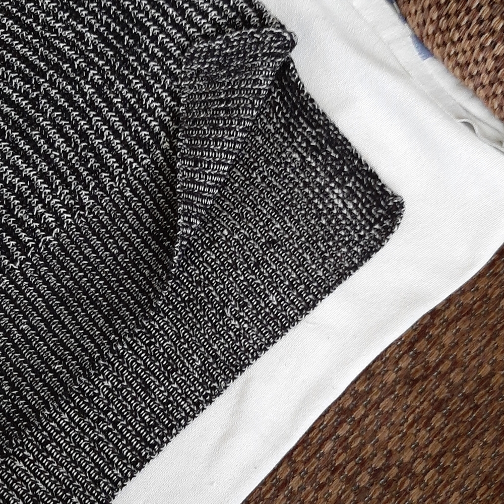 Ellen Tracy ladies roll-neck sweater - Picture 4 of 8